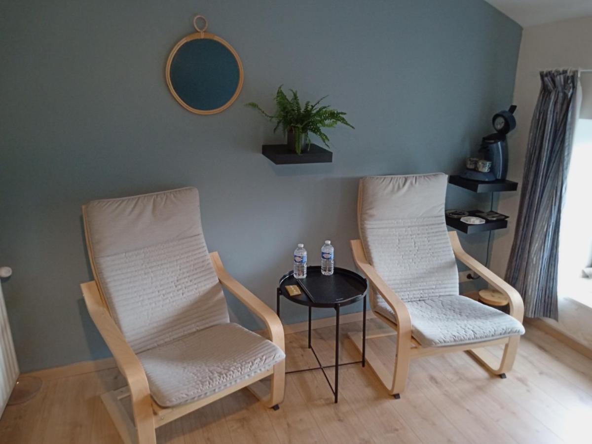 Le Vieux Noyer Bed & Breakfast Nassogne Exterior foto